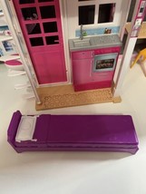 Barbie Fold Up Dollhouse w box furniture kitchen bathroom patio tv tub 2016 - $49.50