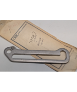 NOS OMC 387667 Johnson Evinrude 20-35 HP Port Side Tilt Lock Bracket 043... - $463.13 MXN