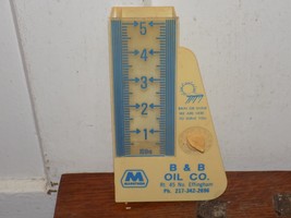 Vintage Marathon B &amp; B Oil Co. Rain Guage Plastic Advertising - $645.87 MXN