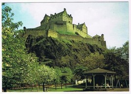 United Kingdom UK Postcard Scotland Edinburgh Castle From Princes Street Gardens - £2.31 GBP