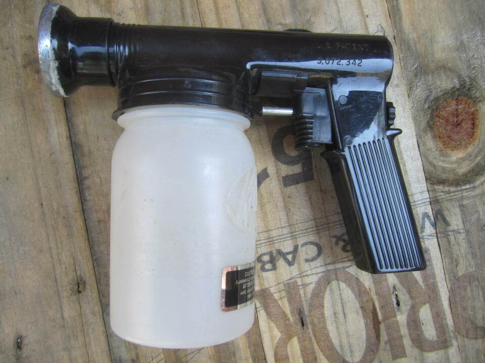 Kirby Vacuum Suds-O-Gun Brown With Tank - $13.99