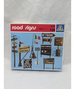 *New Open Box * Italeri Road Signs Miniature Kit 1:35 Scale - $21.73 CAD