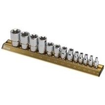 Titan 13-pc e-star socket set - $2,281.33 MXN