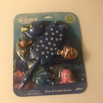 New Disney&#39;s Finding Dory Dive &amp; Catch Game - 6 Piece Dive Set - £6.76 GBP