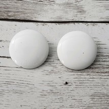 Vintage Clip On Earrings - 7/8&quot; White Circle - Some Paint Chips - £5.53 GBP