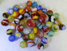 #18773m Vintage Group of 45 Cull or Rough Akro Agate Corkscrew Marbles .57 .97 - £48.61 GBP