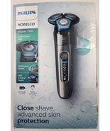 Philips Norelco Shaver 7100, Rechargeable Wet & Dry Electric Shaver with SenseIQ - £70.96 GBP