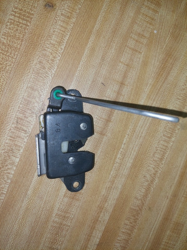 98 99 00 01 02 Honda Accord 4D Rear Seat Latch - $19.79