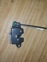 98 99 00 01 02 Honda Accord 4D Rear Seat Latch - $376.73 MXN