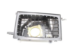 03-06 350Z G35 AIR CLEANER FILTER HOUSING SECTION E5166 image 9