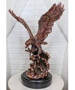 Patriotic Bald Eagle Swooping Into Ocean Waves Bronzed Resin Figurine Wi... - €256,53 EUR