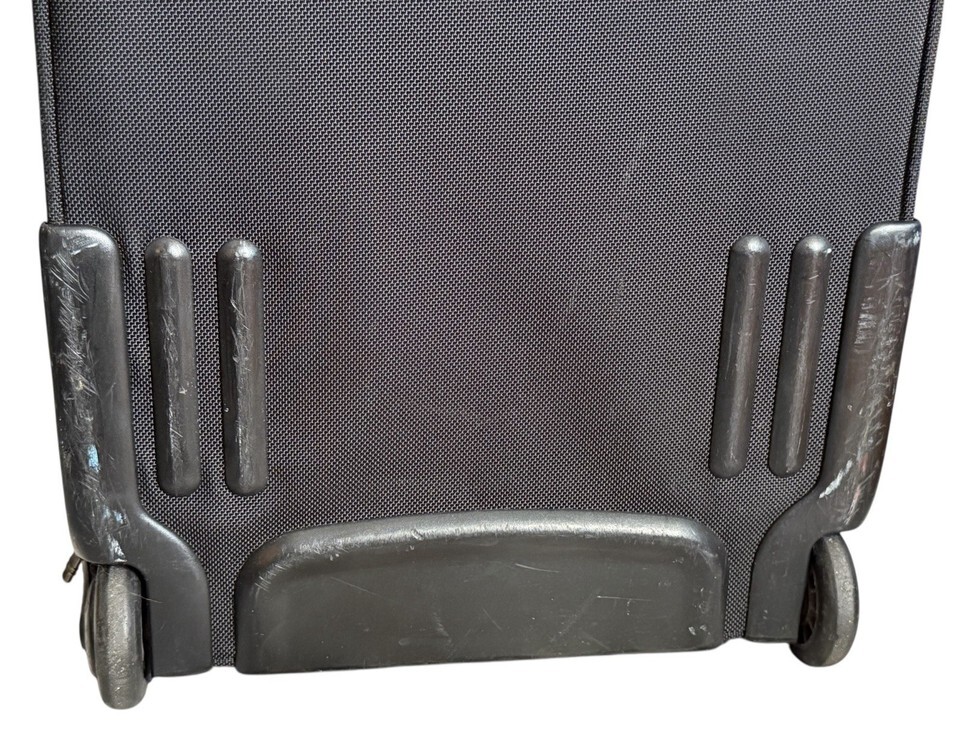 22” TUMI Alpha G4 Carry-On Bag Suitcase Luggage Garment Black Nylon 22034D4 VGUC Item image 6