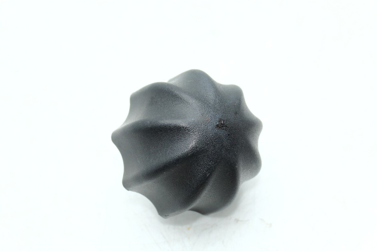 1997-2004 MERCEDES R170 SLK230 SLK320 FRONT SEAT ADJUSTABLE KNOB H1502 - $39.99