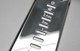 NETGEAR AX5200 RAX48 Nighthawk 6-Stream Dual-Band Wi-Fi Router - Black image 3