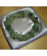 GORGEOUS GENUINE GREEN GARNET GEM BRACELET - $190.18 MXN