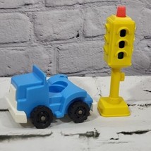 Vintage Fisher Price Little People Four Way Traffic Stop Light and Blue ... - £9.39 GBP