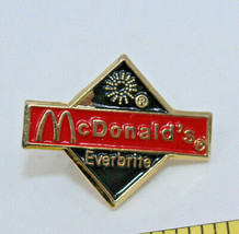 McDonalds Everbrite Vendor Crew Employee Logo Collectible Pinback Pin Button - £8.83 GBP