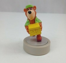 Vintage 1990 Hanna-Barbera Yogi Bear Summer Glider Wendy's 2.5" Toy - $6.78