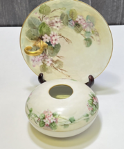 Hand Painted Limoges Finger Loop Plate and Hair Receiver Matching WG &amp; C... - £27.09 GBP