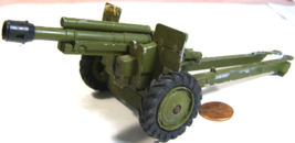 Dinky Toys Battle Lines Artillery Shoots Projectile w/Spring Die Cast En... - $24.95