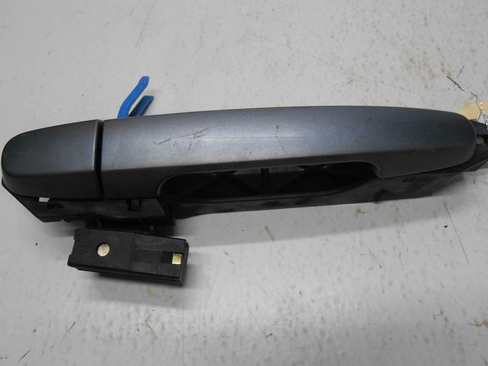 2008 Toyota Corolla Matrix Exterior Door Handle Right Rear Passenger 8Q5 - $29.95