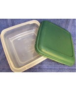 ANCHOR HOCKING 8x8x3 container with green lid - £6.29 GBP