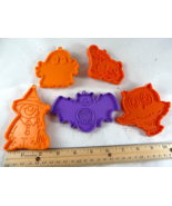 Vintage Halloween Cookie Cutters Bat Cat Witch pwl Ghost Fall Autumn - $19.00 CAD