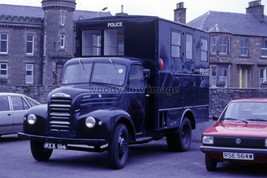 JC0032 - Police Truck, Reg.RYX 194, photograph 6x4 - £1.99 GBP