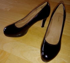 Clarks &quot;Delsie Bliss&quot; Burgundy 3.5&quot; Heel Patent Leather SHOES-7.5M-WORN 1-NICE - £25.41 GBP