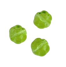 28 Peridot Green Transparent Boho Czech Glass 6mm Flower Flat Round Coin Beads - £3.15 GBP