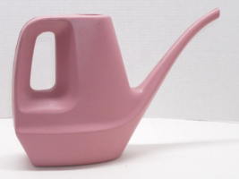 Vintage MCM Retro Rubbermaid 3142 Plastic Watering Can Pink 1 3/4 Qt - £16.02 GBP