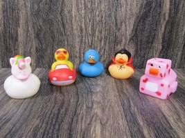 5 Oriental Trading Co. Rubber Duck Mini Cake Topper Bath Pool Tub Party Toys - £6.22 GBP