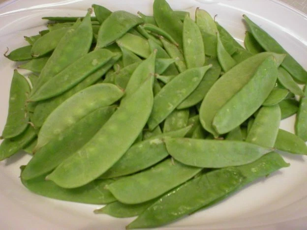 Snow Pea 100+   Garden Vegetable Chinese Sugar Snap Pod Pea Seeds 2025 S... - $11.97
