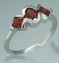 Sterling Silver 1.25ctw Oval and Princess Cut Garnet Three-S - $45.99