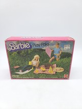 Mattel 1982 Barbie #5757-2320 Barbie Play Paks Picnic The Perfect Picnic - £37.84 GBP