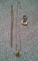 005 Lot of Jewely Ring Pendant Necklace - $276.24 MXN