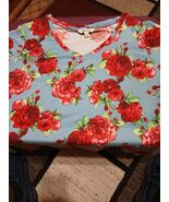 The Pioneer Woman Shirt Womens 2XL BLUE Red Floral Rose V Neck Tunic Top - $128.57 MXN