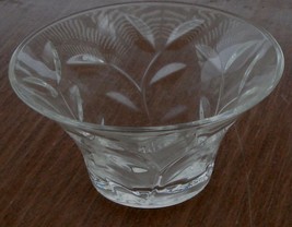 Nice Pressed Glass Flare Top Bowl, Small Size, Leaf Pattern, Vgc - £13.17 GBP