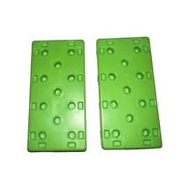 Vtg Tinker Toys Tinkertoy Lot of 2 Green Plastic Replacement Parts Pieces - $6.99