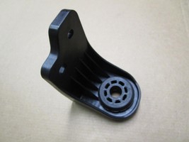 New OEM 2017-2018 GMC Acadia Radiator RH Right Side Support Bracket 8415... - $19.79