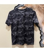 Old Navy Active Camo Short Sleeve Tee X-Large - $198.01 MXN