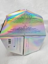 Ariana Grande Moonlight  2 Piece Eau De Parfum Gift Set Half Moon Keychain image 4