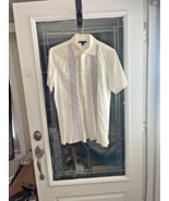 Banana Republic M Blue White Hawaiian Camp Embroidery Button Down Mens S... - $20.38 CAD