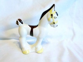 Vintage Rio Hondo Horse Figurine Yellow Halter &amp; Hoofs Brown Saddle - £9.96 GBP