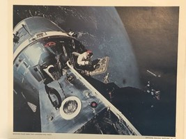 Astronaut Scott Looks From Command Ship Hatch 8x10 Nasa Picture Box1 - £10.17 GBP