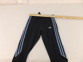 Adult Women&#39;s Adidas Navy Blue W/ Blue Stripe Yoga Stretch Capri Pants 3... - £14.53 GBP