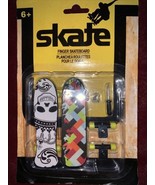Skate Finger Skateboard Extra Wheels &amp; Screws and Mini Screwdriver - $185.88 MXN