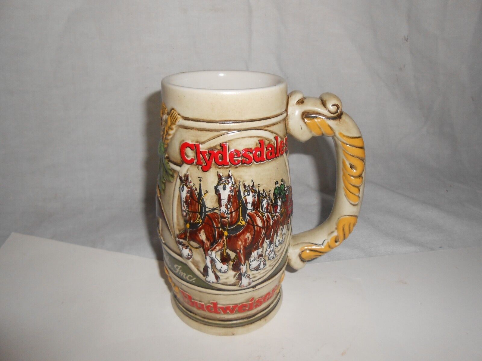 Budweiser 1983 Holiday Beer Stein Snowy Wheat Hop Clydesdale Ceramarte Beautiful - $11.30