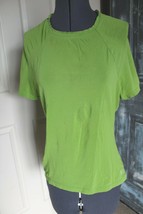 Women&#39;s Danskin Now Lime Green Short Sleeve T-Shirt Size M - £3.97 GBP