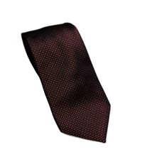 JoS A Bank Reserve Burgundy Gold Tie Silk Necktie 3.25X 59 Inches - $10.00